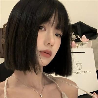 富裕的世界 封面